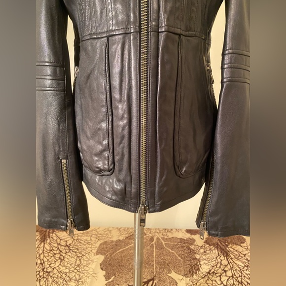Mackage Becca Leather Jacket size M in EUC - Picture 8 of 16